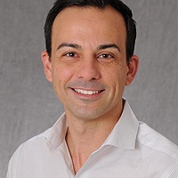 Dr. Alberto Bosque