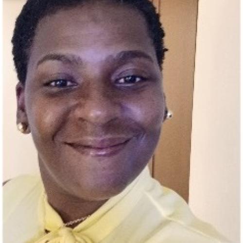 Headshot of J'Mia Edwards