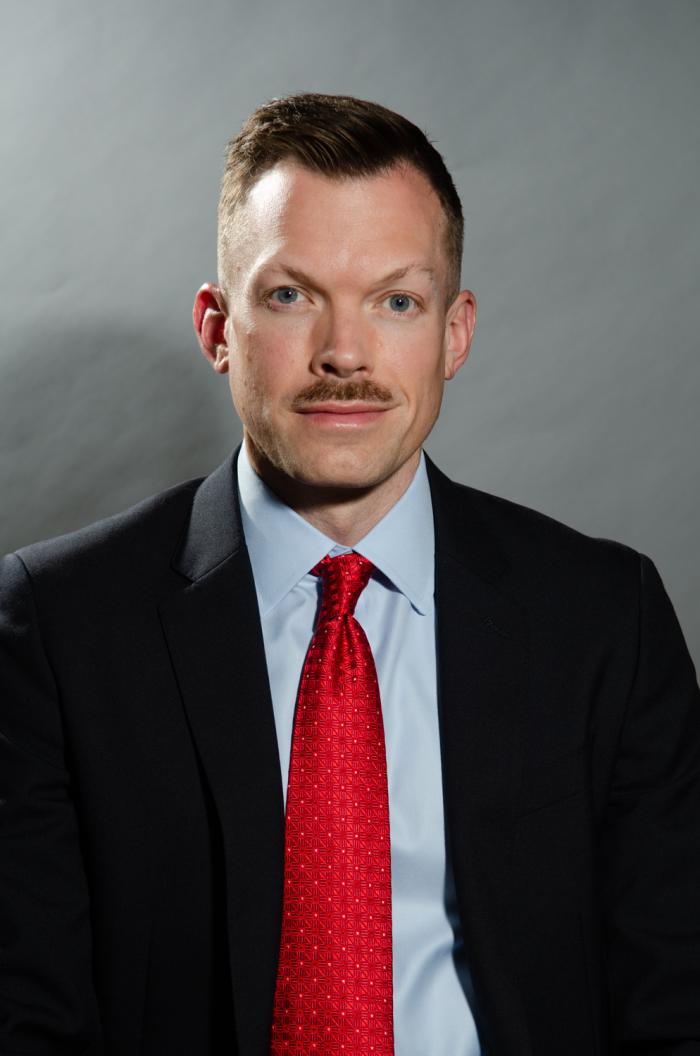 Headshot of Dr. Andrew Barnett
