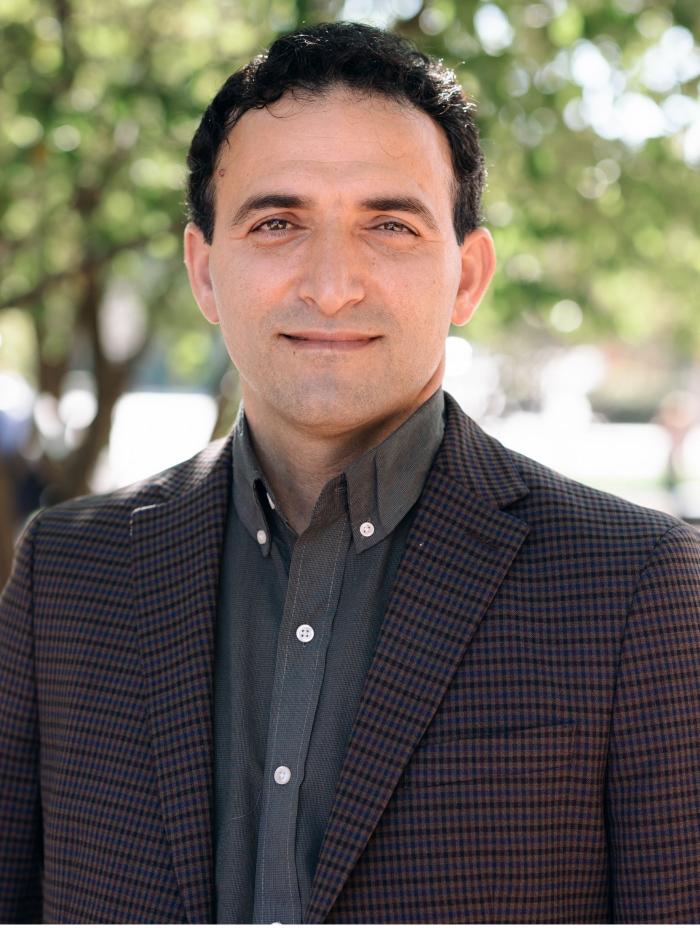 Headshot of Dr. Ali Rahnavard